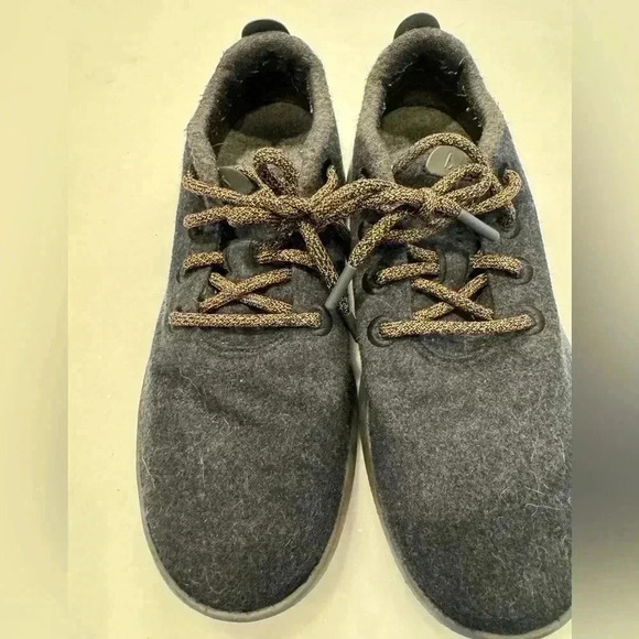 All birds women’s sneakers. Dark gray excellent condition size 11 - Picture 1 of 8